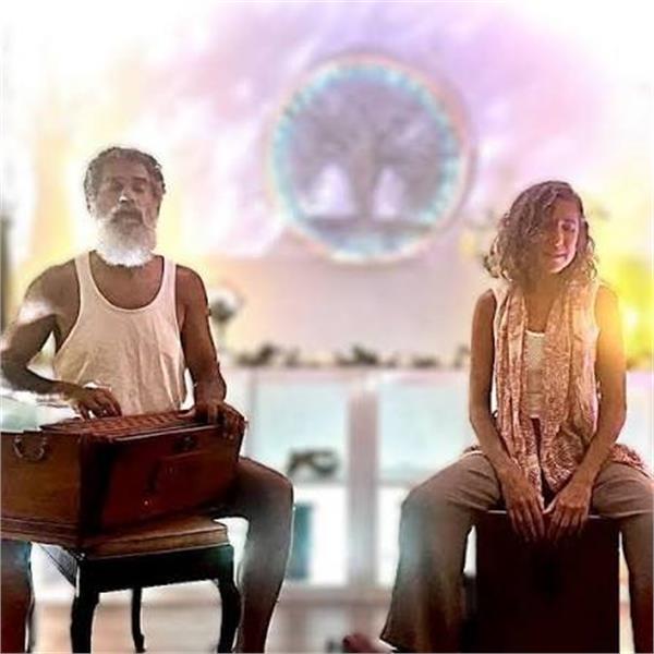 Breathwork, Mantra & Cacao with Gershone and Gina